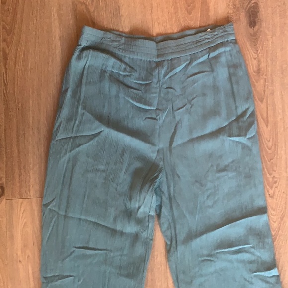 Aritzia-Babaton high rise pants size Small - Picture 12 of 16